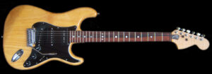 #39, Stratocaster met P90 hals element, vooraanzicht.
